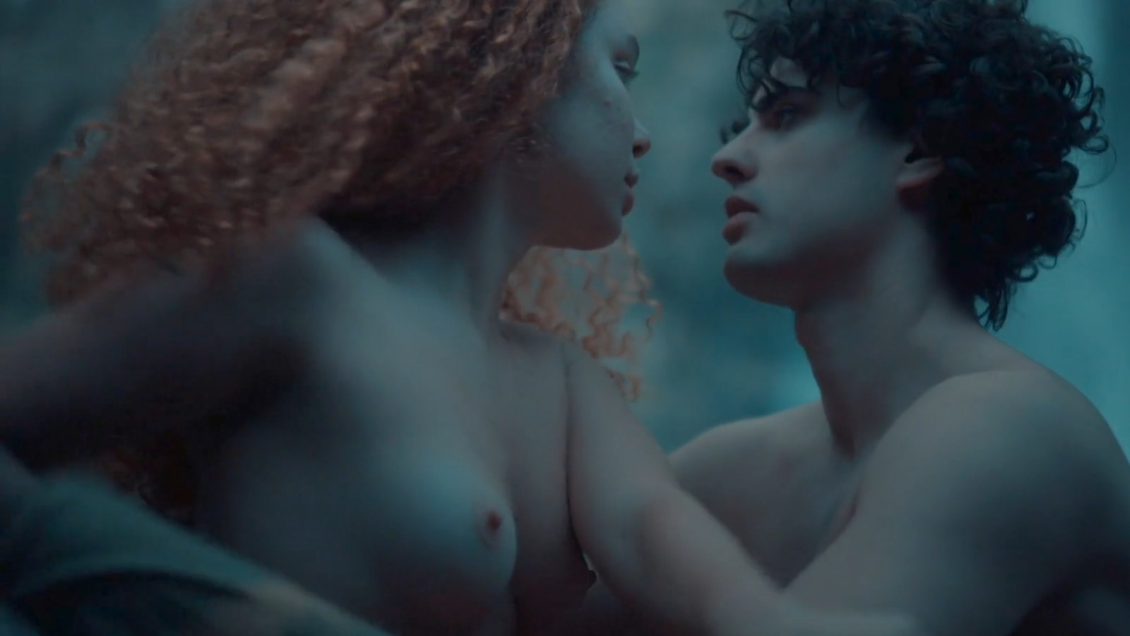Luna Passos from Vermelho Sangue Naked. Breasts, bush, butt. 355073