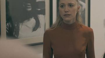 Sexiest Maika Monroe Scene in The Hand That Rocks the Cradle. Sexy, lesbian. 355159