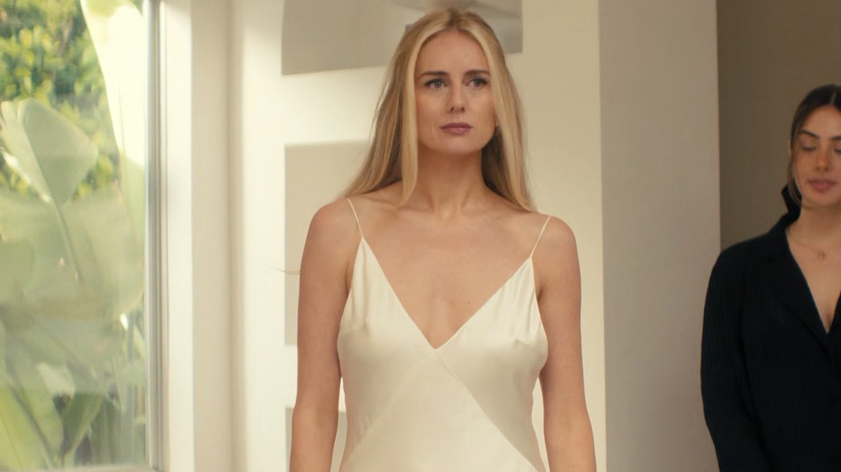 Sexiest Justine Lupe Scene in Nobody Wants This. Sexy. 355177