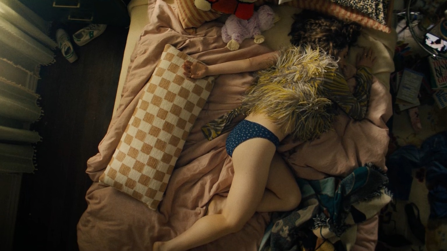 Hottest Rachel Sennott Scene in I Love LA. Underwear, breasts, butt. 355286