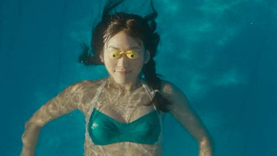 Kiernan Shipka, Karen Fukuhara in Stone Cold Fox (2025) Bikini Bikini Lesbian 356368