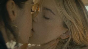 Kiernan Shipka, Krysten Ritter in Stone Cold Fox (2025) Lesbian Bikini Lesbian 356369