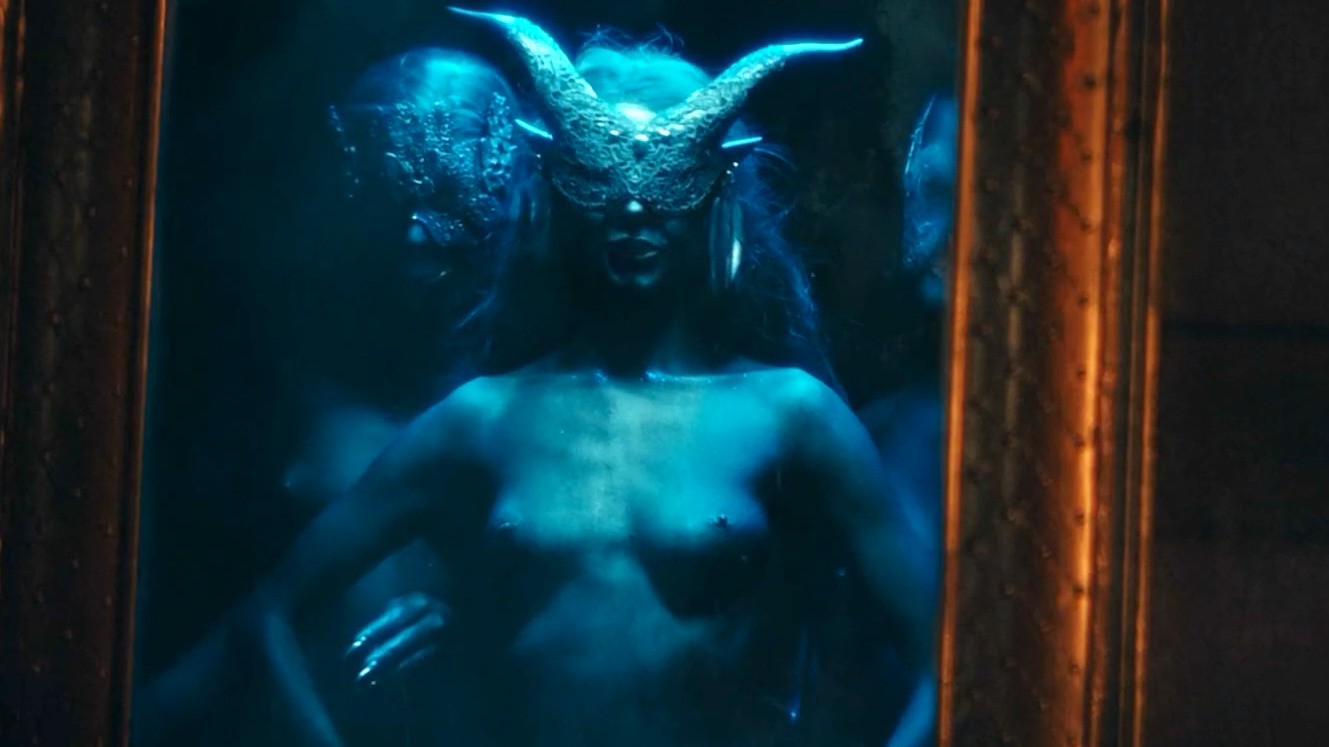 Kerry Murphy Nude in The Death of Snow White. Breasts. 355558