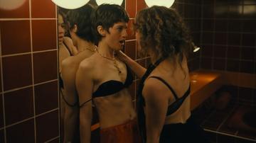 Haley Lu Richardson, Lili Walters in PONIES (2026) Lesbian Underwear Lesbian Sexy 355887