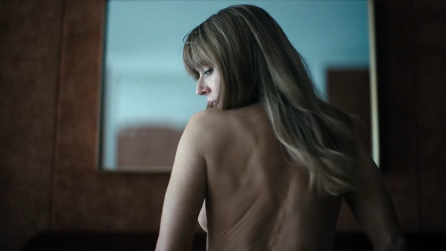 DTF St. Louis's Sexiest Scenes with Linda Cardellini. Sexy, underwear. 356568