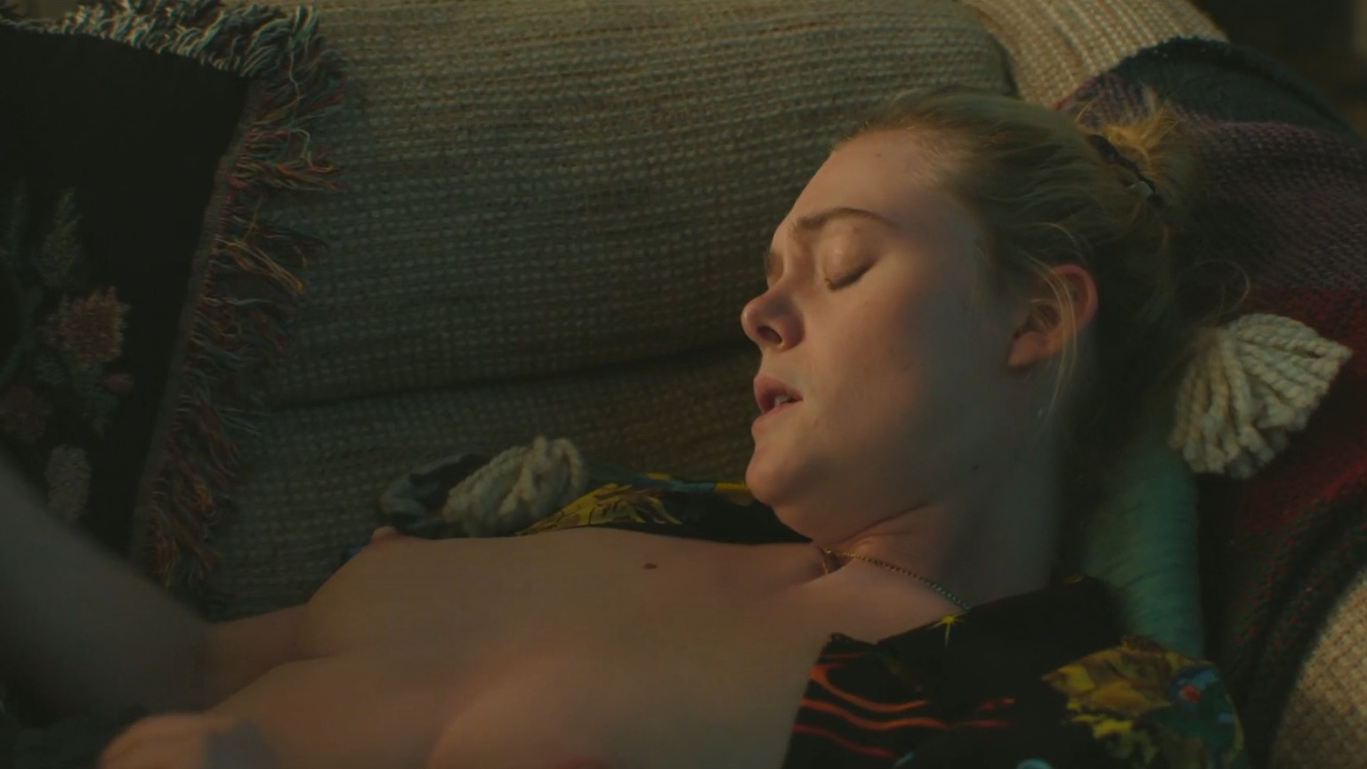 Elle Fanning Naked in Margo's Got Money Troubles. Breasts, Prosthetic, bikini, bush. 356875