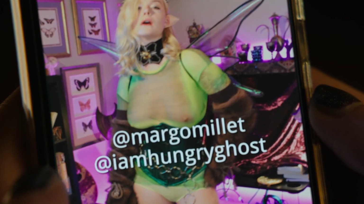 Elle Fanning Nude as Margo Millet. Breasts, Prosthetic, bikini, bush. 357032