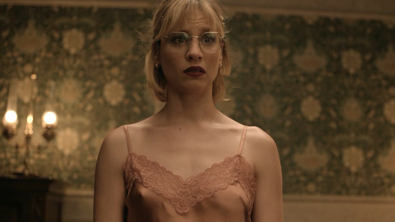 Sexiest Scenes of Keila from Berlin and the Lady with an Ermine. Sexy. 357203