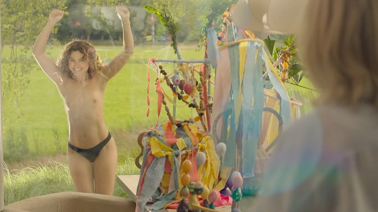 Rifka Lodeizen Naked as Hanneke. Breasts, Butt, Sexy, Underwear, thong. 358113