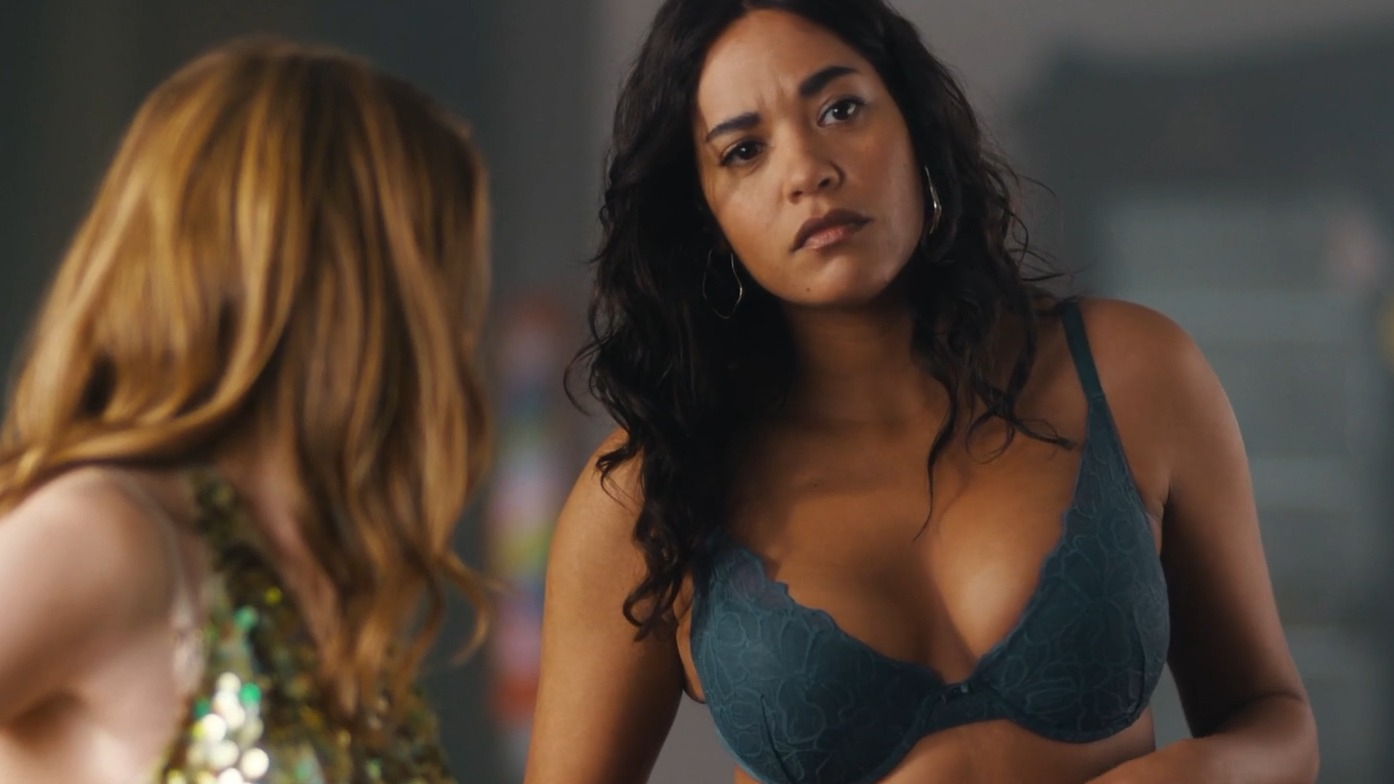 Hottest Julie Scenes. Underwear. 358395
